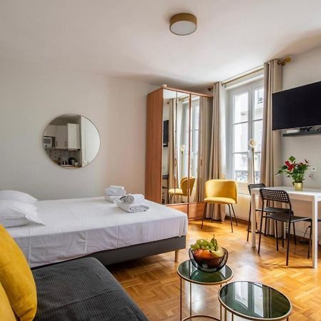 Joli Appartement A Cote De La Tour Eiffel, Javel Et De Paris Expo Bagian luar foto